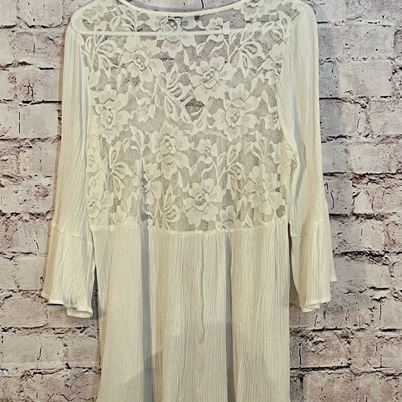 Ambiance High and low top Size Large  (A-26) - Picture 6 of 7